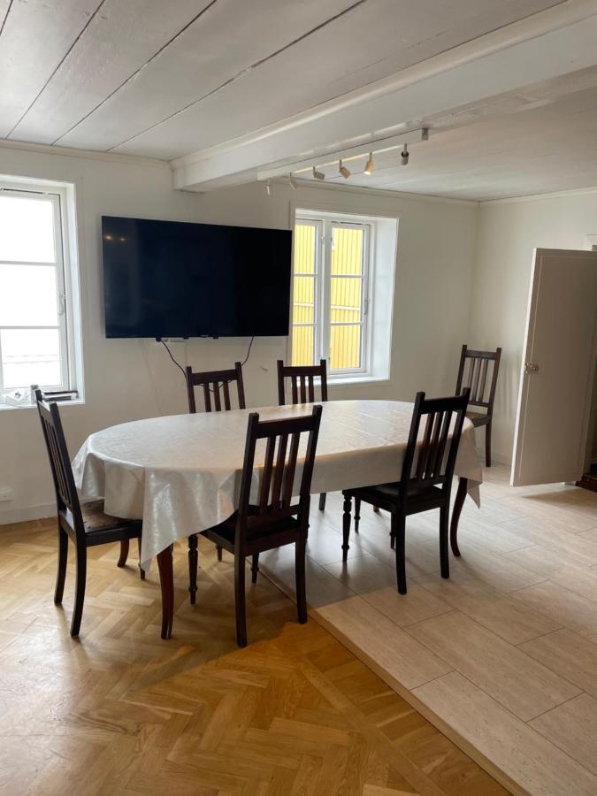 Central Laegenhet I 1700-Talshus Västervik Buitenkant foto