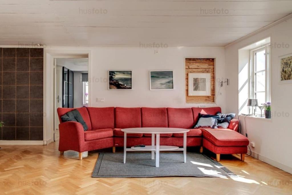 Central Laegenhet I 1700-Talshus Västervik Buitenkant foto