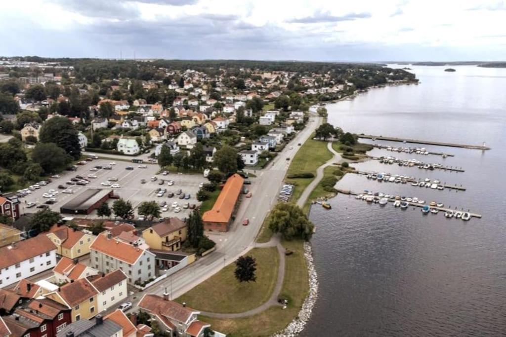 Central Laegenhet I 1700-Talshus Västervik Buitenkant foto