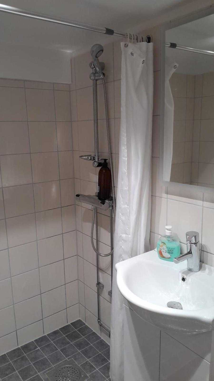 Central Laegenhet I 1700-Talshus Västervik Kamer foto
